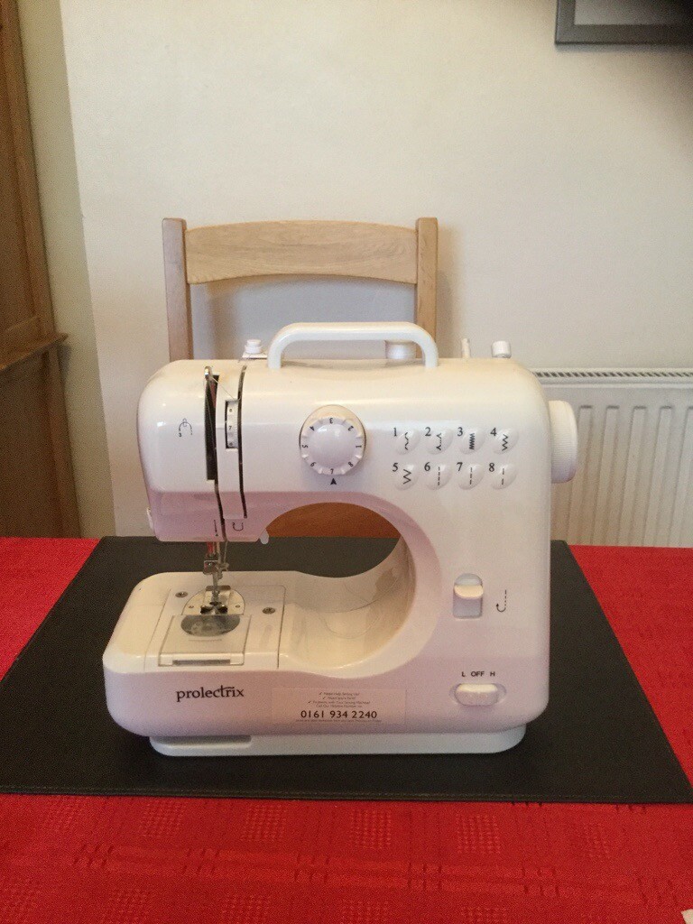 Prolectrix Sewing Machine. Portable. Electric and Battery Operated