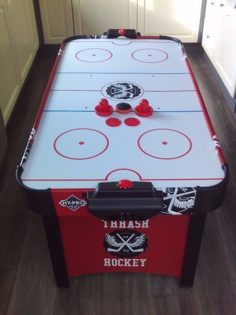 4ft HyPro Air Hockey table as new condition with Air powered Puck