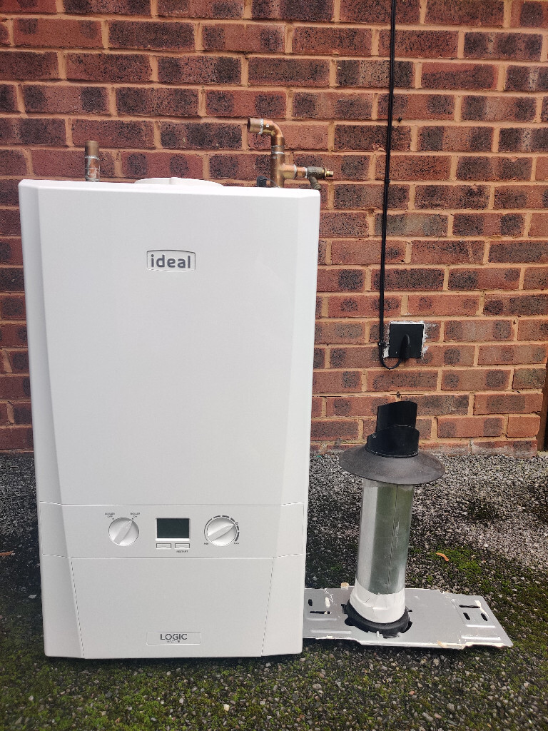 1y old Boiler Ideal Logic Heat 18 | in Canary Wharf, London | Gumtree