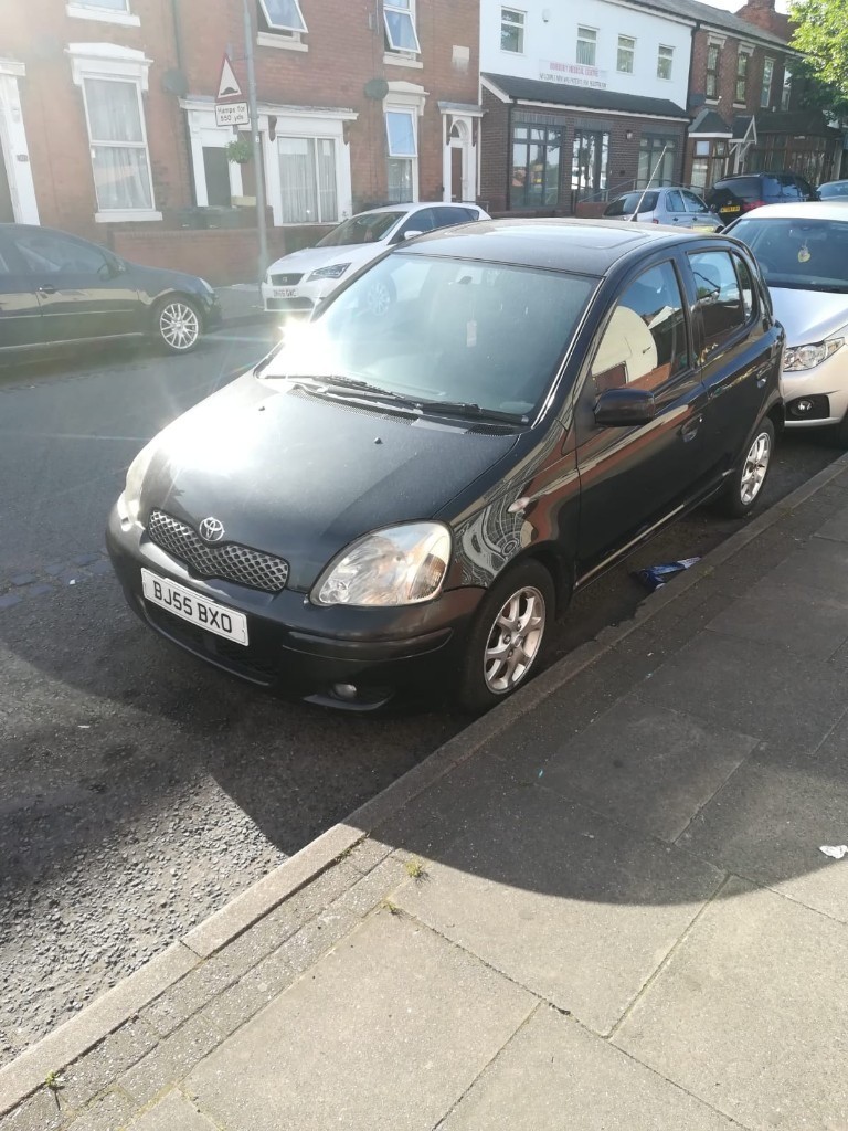 Rare Bargain Toyota Yaris 1.4 Diesel Sunroof Model Facelift 2005 in Hockley, West Midlands