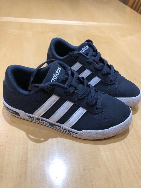 Kids Adidas trainers size 2 | in Chaddesden, Derbyshire | Gumtree Kids Adidas trainers size 2 | in Chaddesden, Derbyshire | Gumtree
