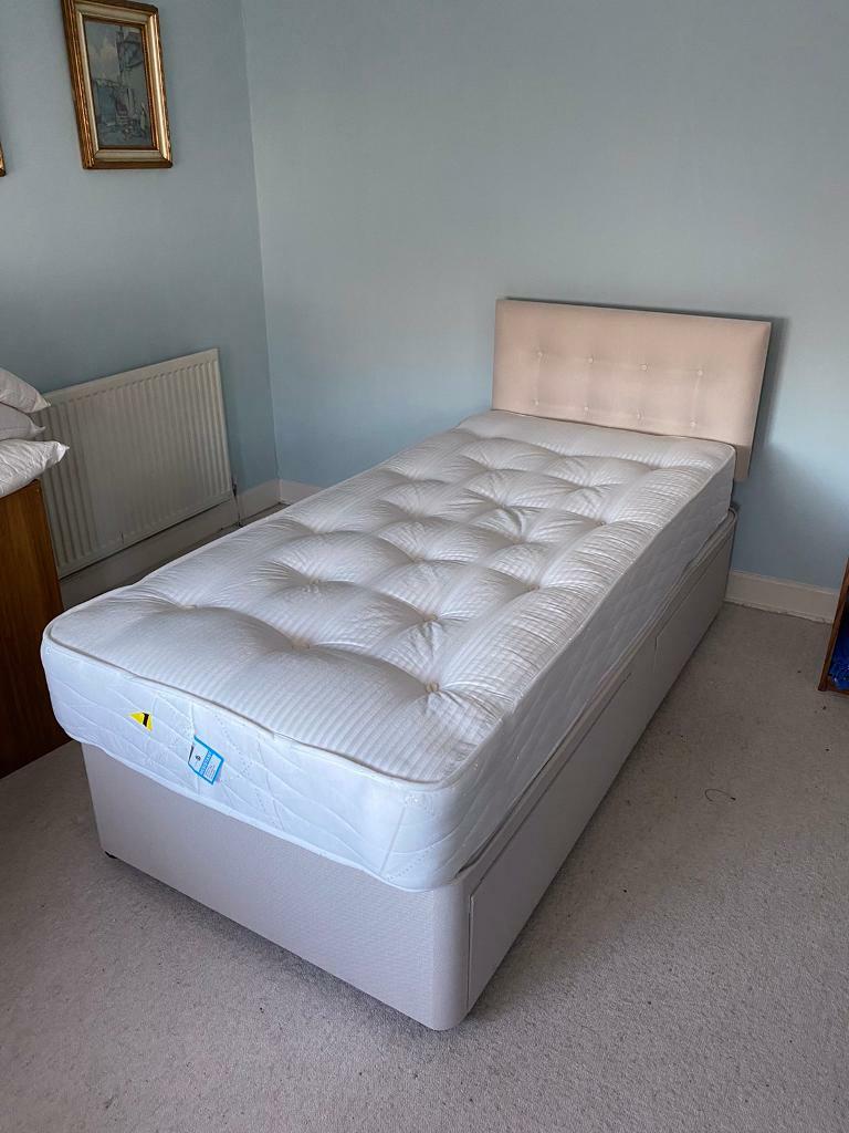 Single Bed, Headboard and Mattress (6 months old, Dreams) in East