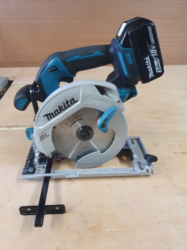 Makita 18v brushless circular saw 5ah in Walsall, West Midlands Gumtree