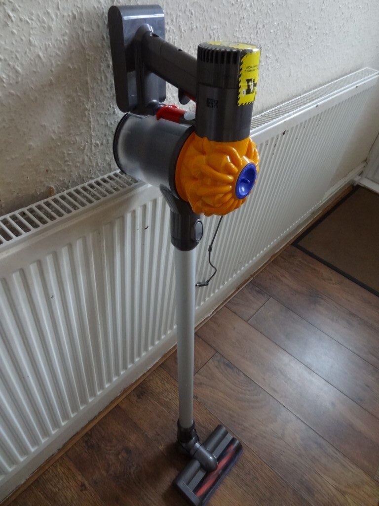 Hoover Dyson V6 Handheld Vacuum Cleaner Cord Free Extra In Coventry West Midlands Gumtree