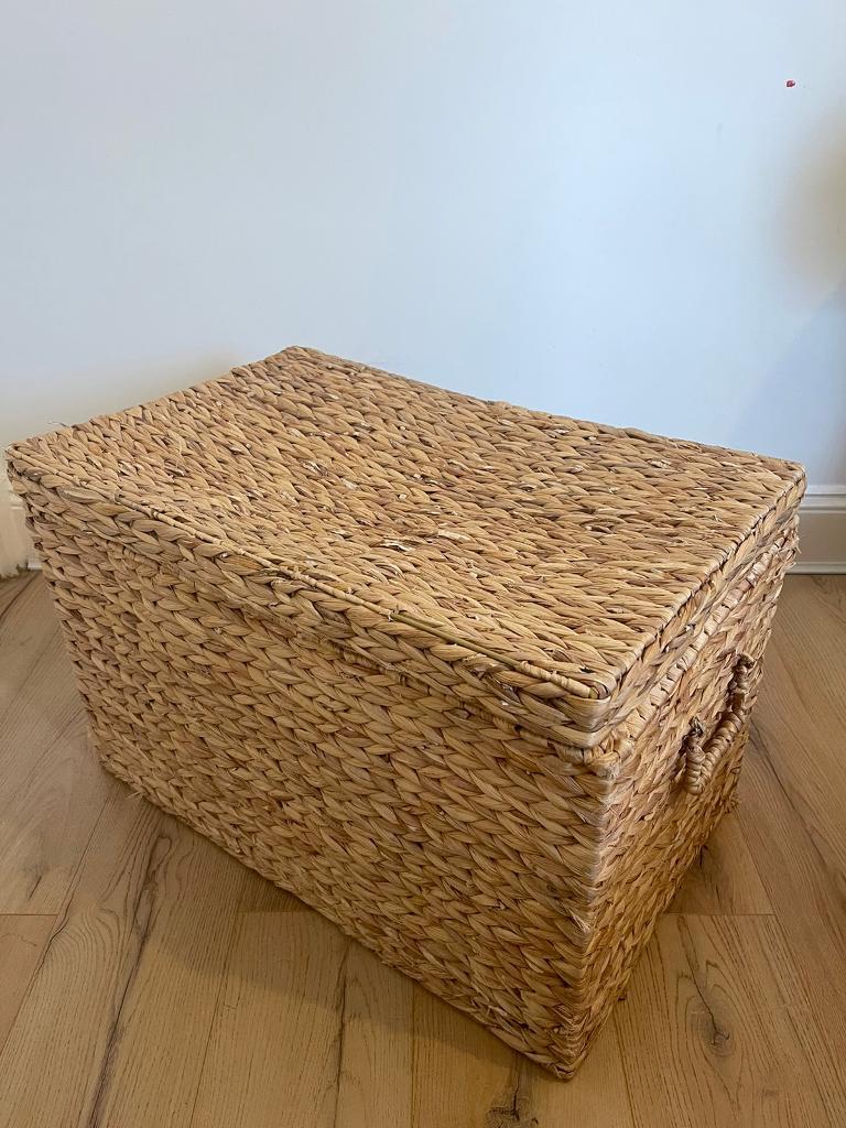Water Hyacinth Trunk, XL ottoman storage With Lid 70x45x40cm in