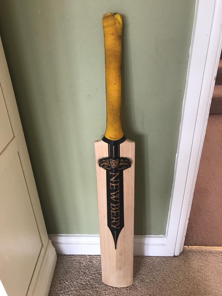 Cricket bat in excellent used condition in Yeovil, Somerset Gumtree