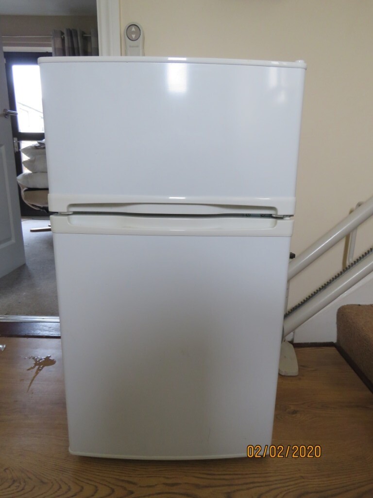 Currys Essential Under Counter Fridge Freezer in Braintree, Essex