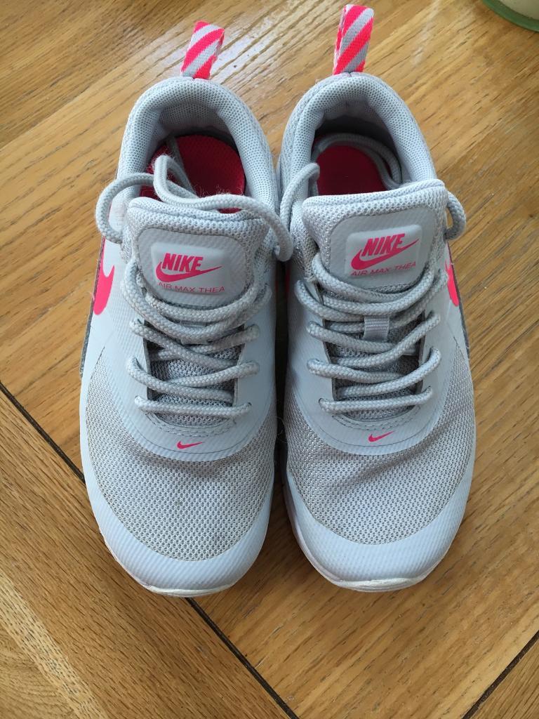 childrens nike trainers size 11