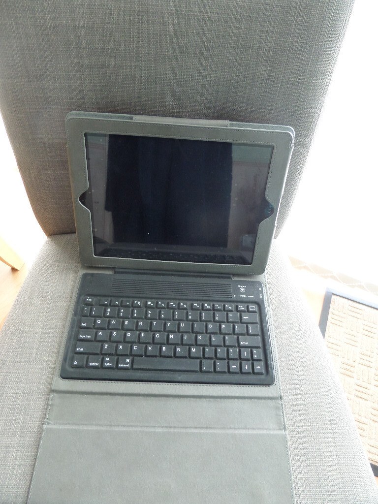 iPad 3rd Generation Model MC706B/A 32Gb | in Aberdeen