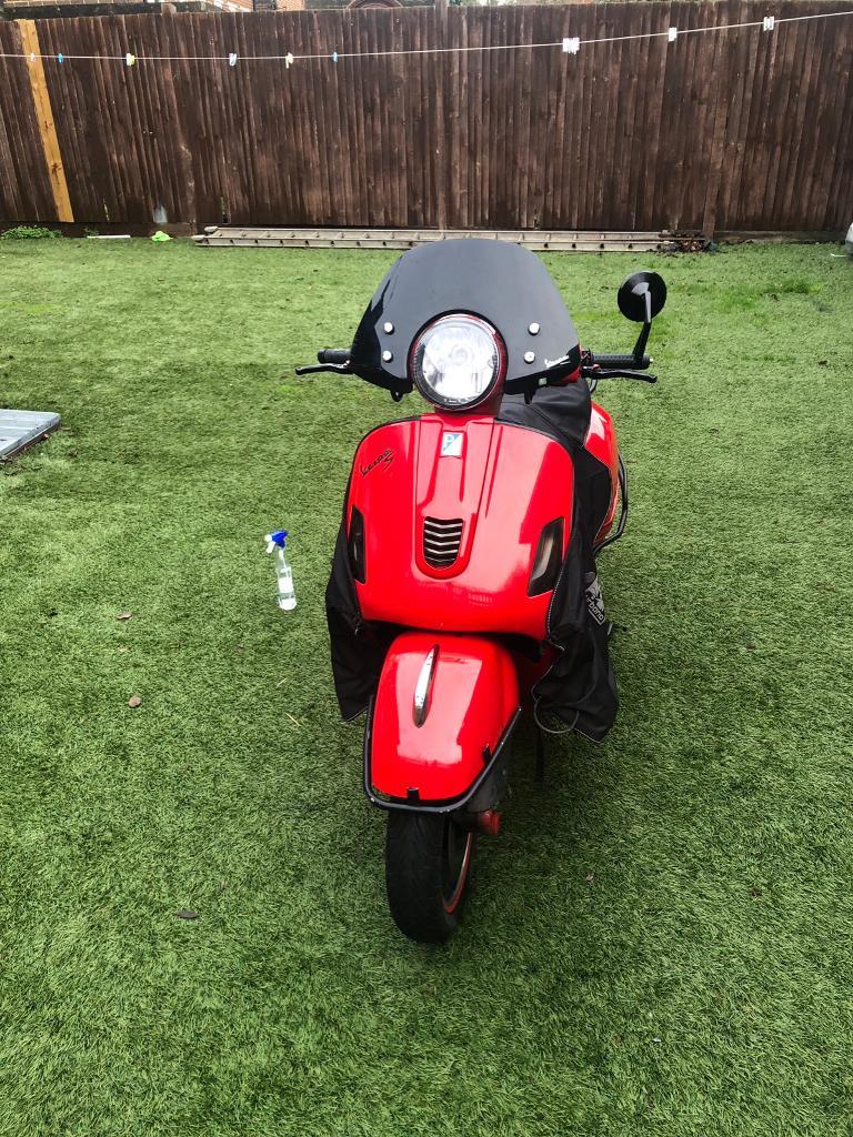 Vespa 300 / 125 not gilera tmax beverly ktm | in Acton, London | Gumtree