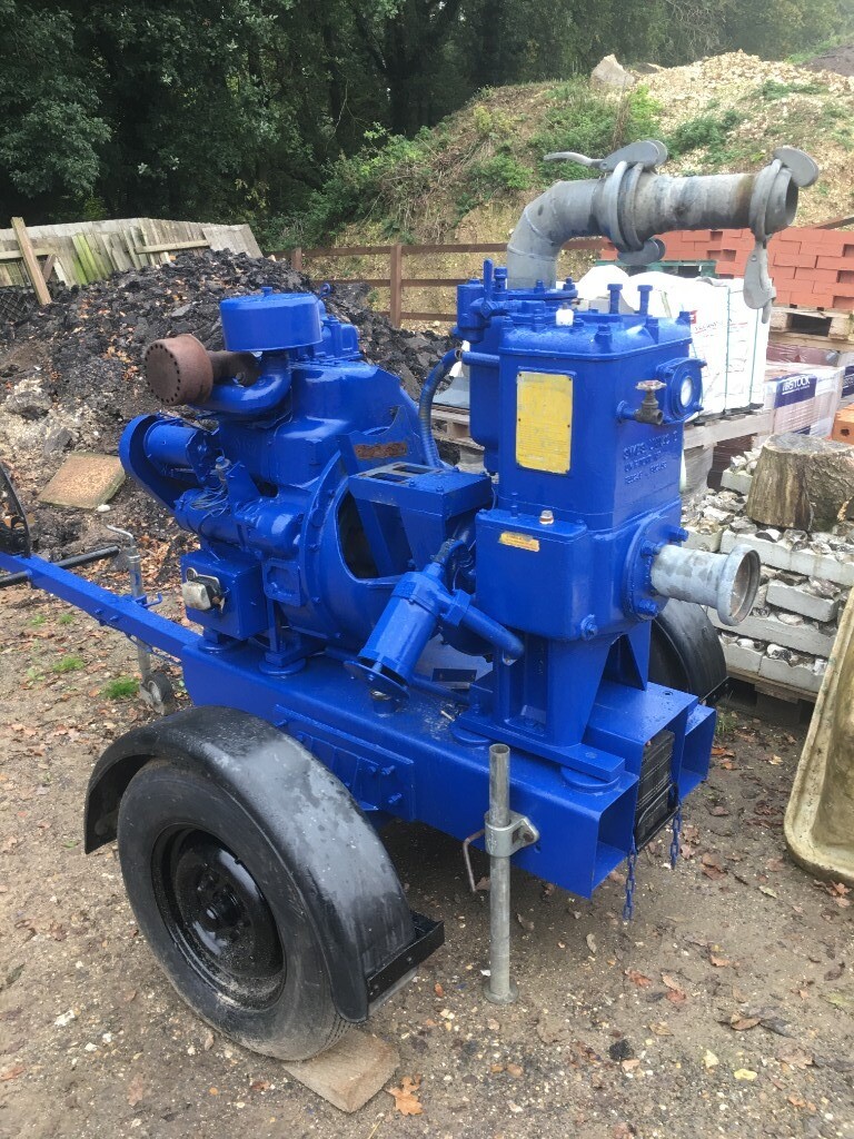 Sykes Univac UVC4 Water pump on trailer Lister Petter engine in Alton