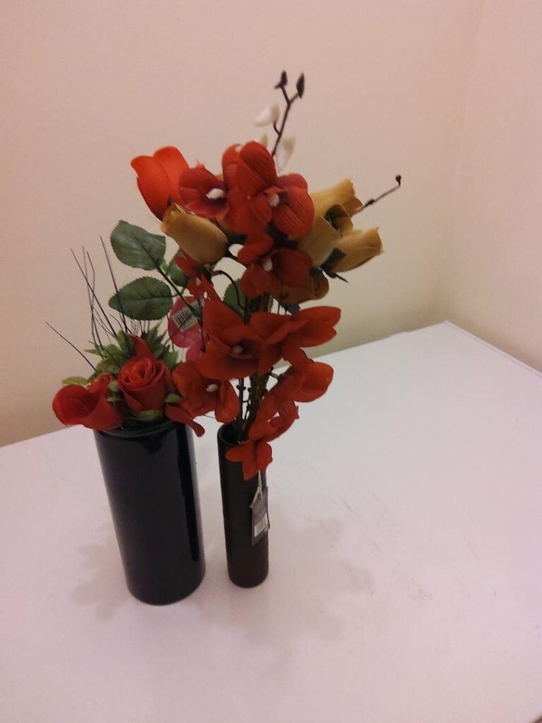 2 Lots Vased Fake Flowers In Portsmouth Hampshire Gumtree