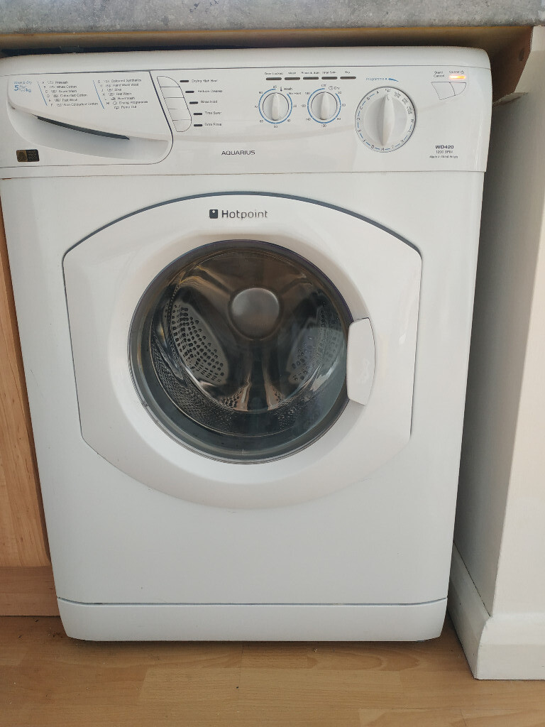 Hotpoint Aquarius WD 420, 5 + 5KG washer/dryer for sale. in Exeter
