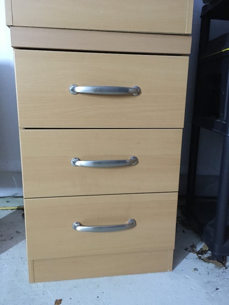 Reduced 7 Bedroom Chests Of Drawers Dressing Table Desk And