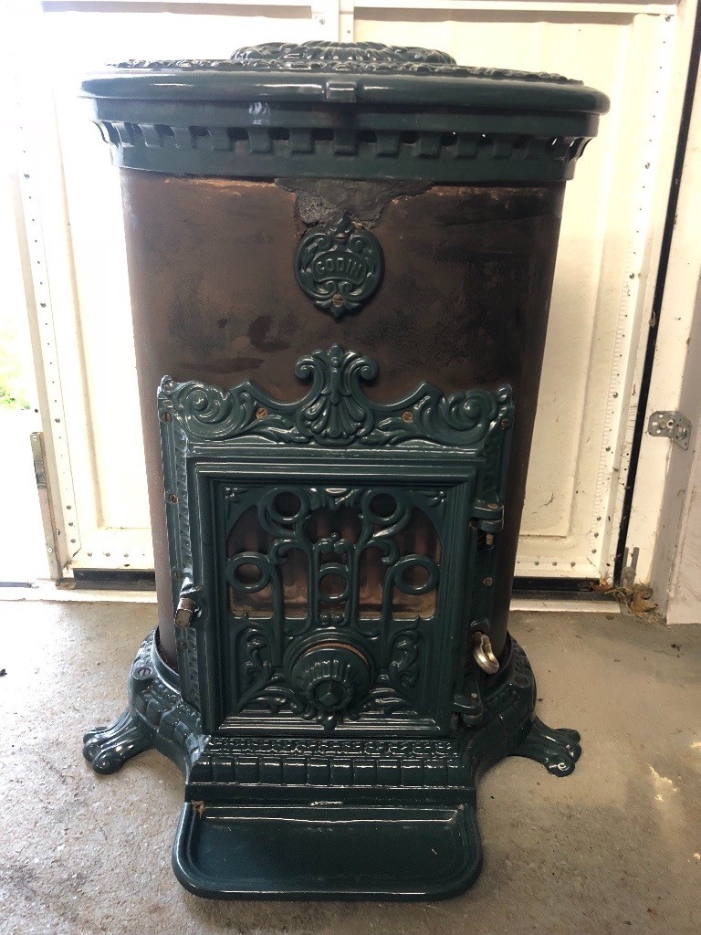 Vintage French Godin 3726 7kw green oval multifuel stove with cooking