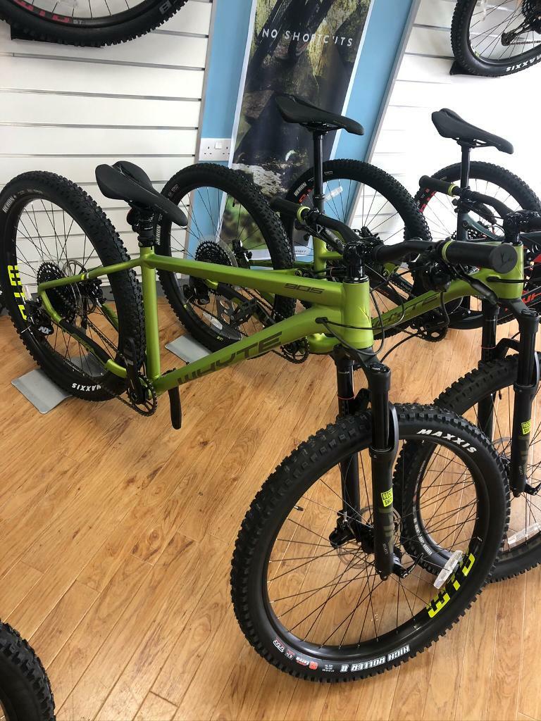 Whyte 905 V2 2020 mountain bike. Used once. Possibly swap for high end