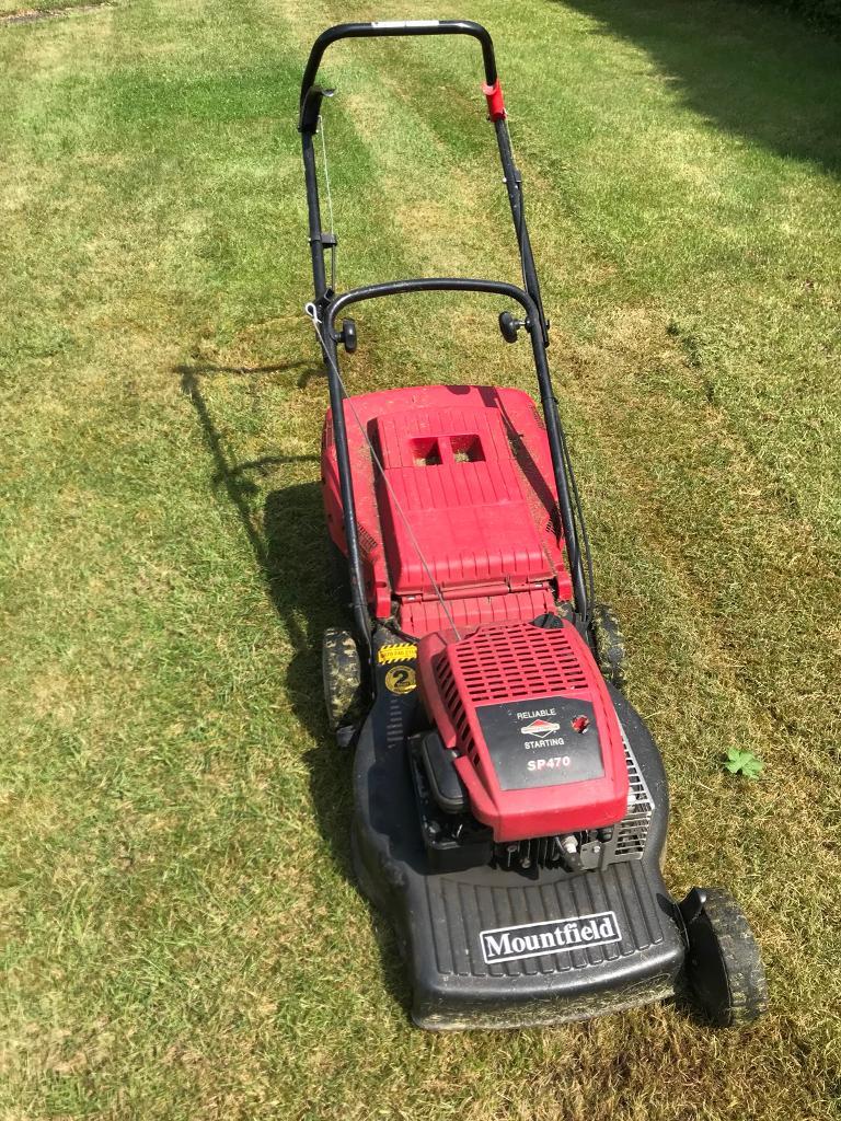 Mountfield SP470 Briggs & Stratton self propelled lawn mower