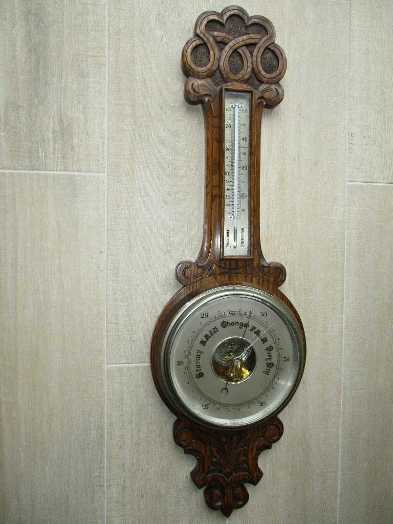 Uses of barometer image