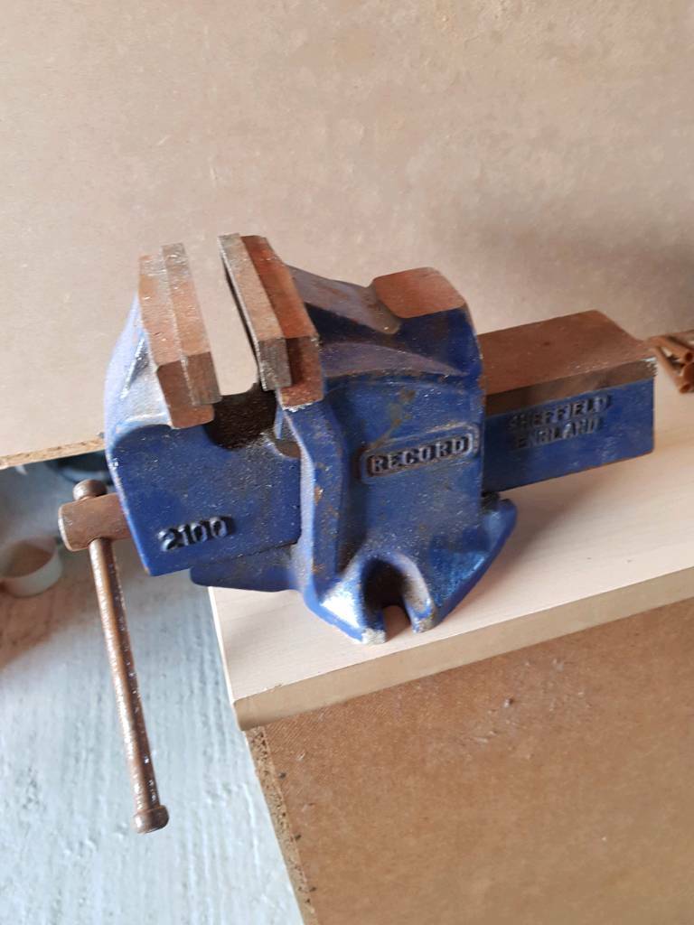 Record 2100 bench vice in Llanelli, Carmarthenshire Gumtree
