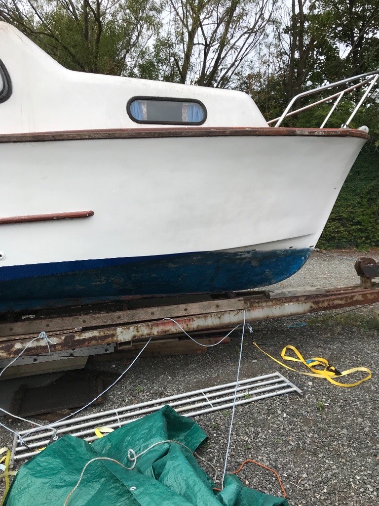 22ft Freeman Mk1 cruiser for restoration tel 01642 869686 for full