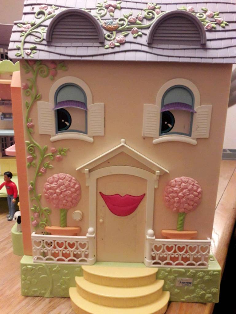 Mrs Goodbee Interactive Dolls House in Bearsden, Glasgow Gumtree