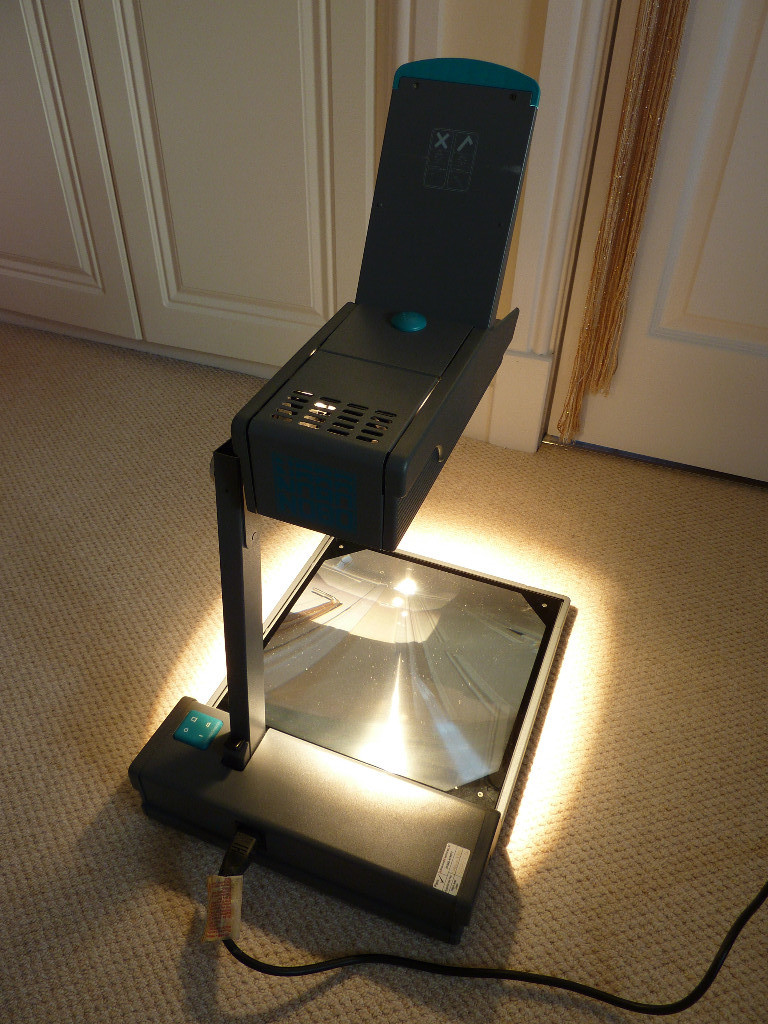 NOBO 509 Overhead Portable Projector OHP + Carry Case in Ely