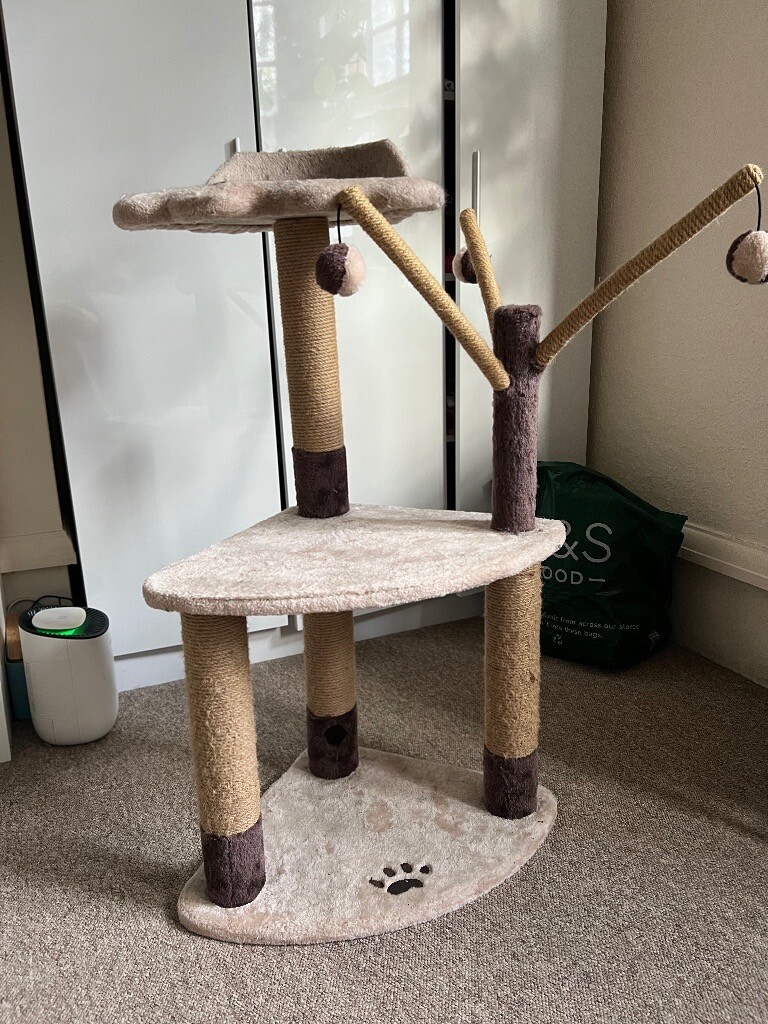 Pets at home cat tree in Chiswick, London Gumtree