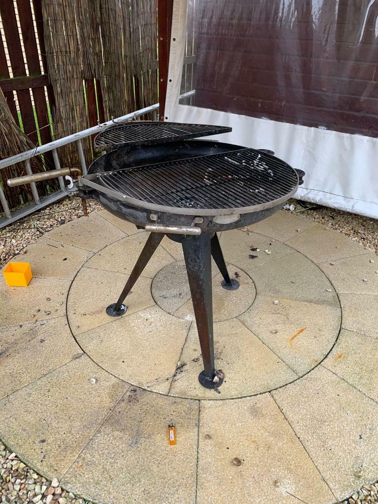 Large barbecue/ fire pit in Barrhead, Glasgow Gumtree
