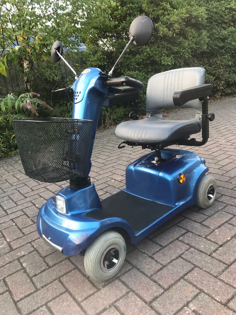 CTM heavy duty mobility scooter BRAND NEW BATTERIES FITTED AND NEW