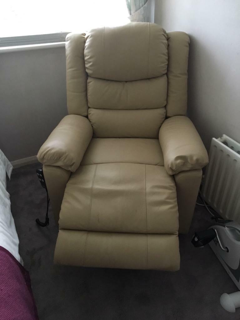 Electric leather reclining arm chair. Riser recliner in Billericay