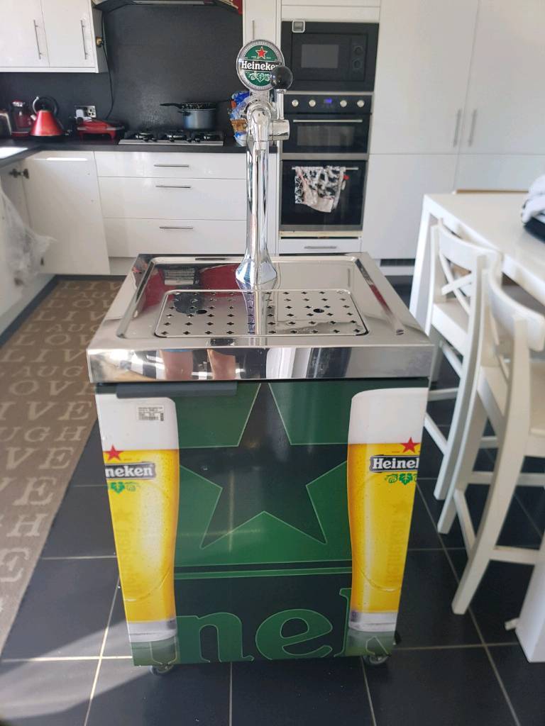 DAVID UNIT HEINEKEN PORTABLE BEER DISPENSER RRP £1000 in Tilehurst