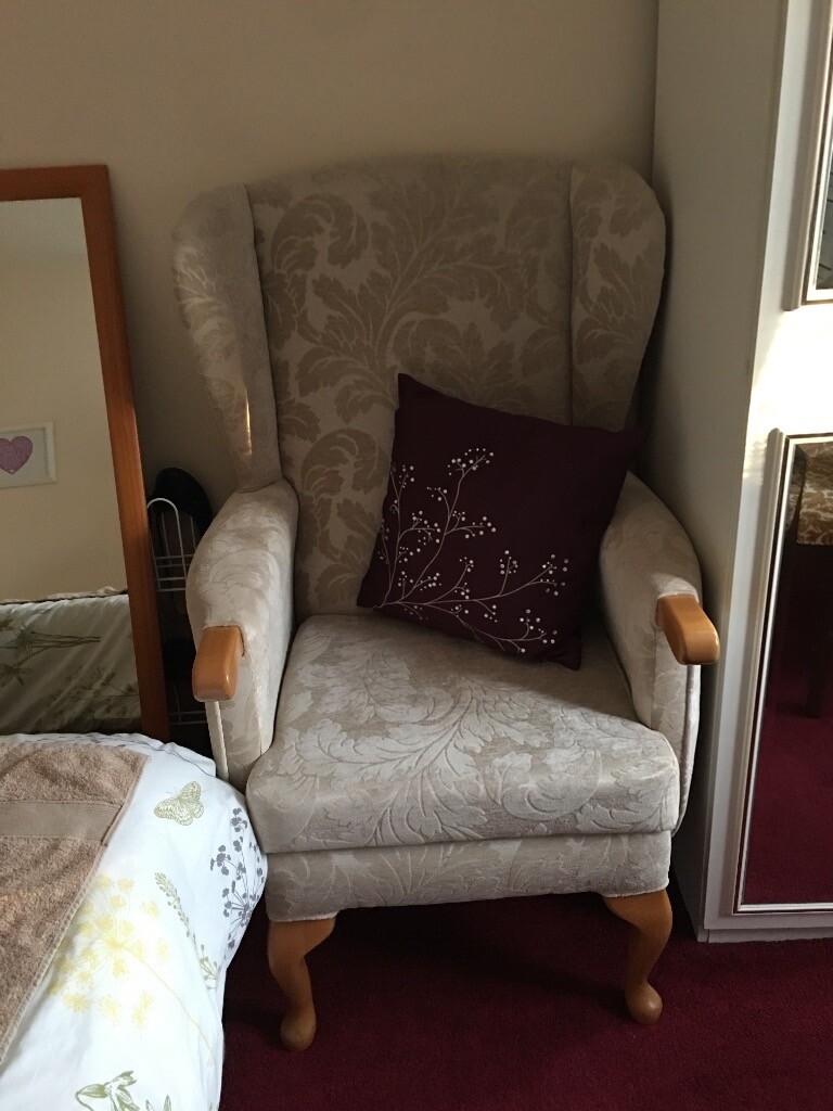 HSL Fireside chair. Excellent condition. in Netley Abbey, Hampshire