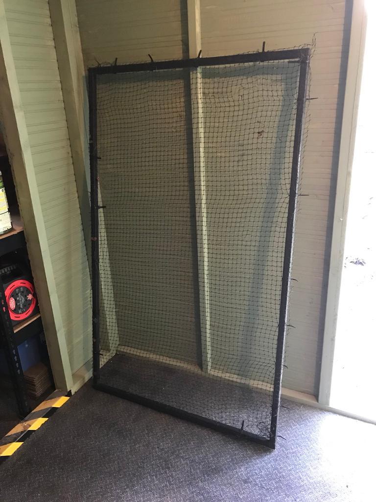 Free Flat Steel Framed Pond Net Cover In Lowestoft Suffolk