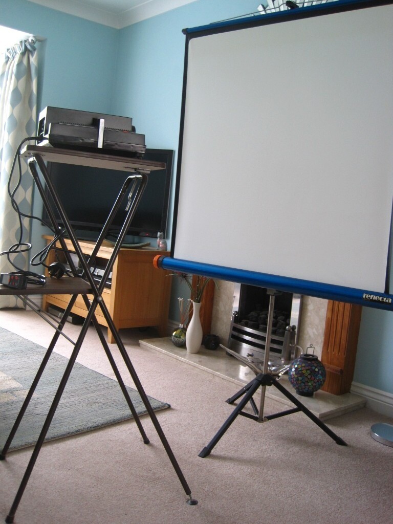 Slide Projector, stand and screen. in Peterborough, Cambridgeshire