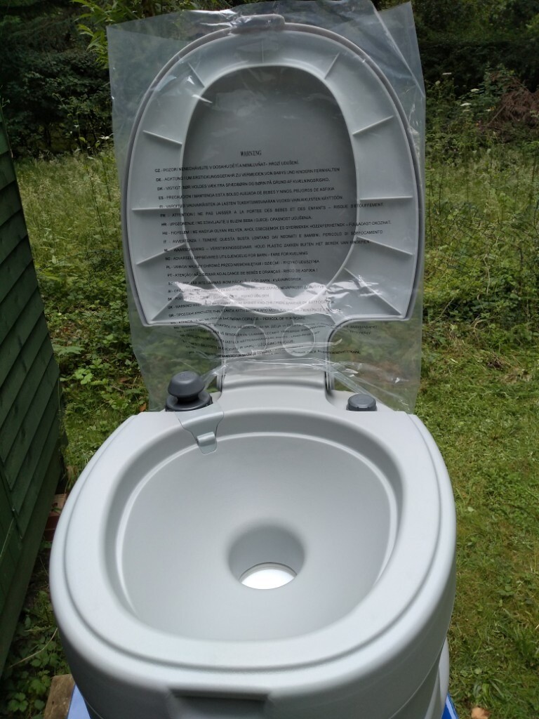 Portable Flushing Camping Toilet by CampinGaz Brand New in Radlett