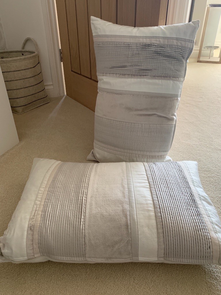 2x Laura Ashley Cushions in Totton, Hampshire Gumtree