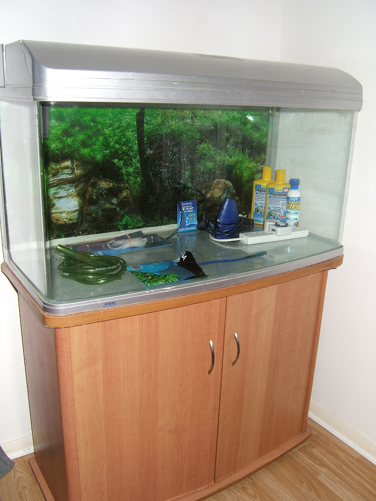 AQUA ONE AQUARIUM TANK AR900 200 LT FISH TANK in Rosewell