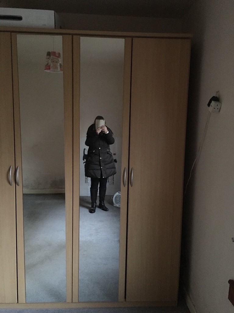 Bedroom Units 2 Double Wardrobes With Mirrors In Knightswood