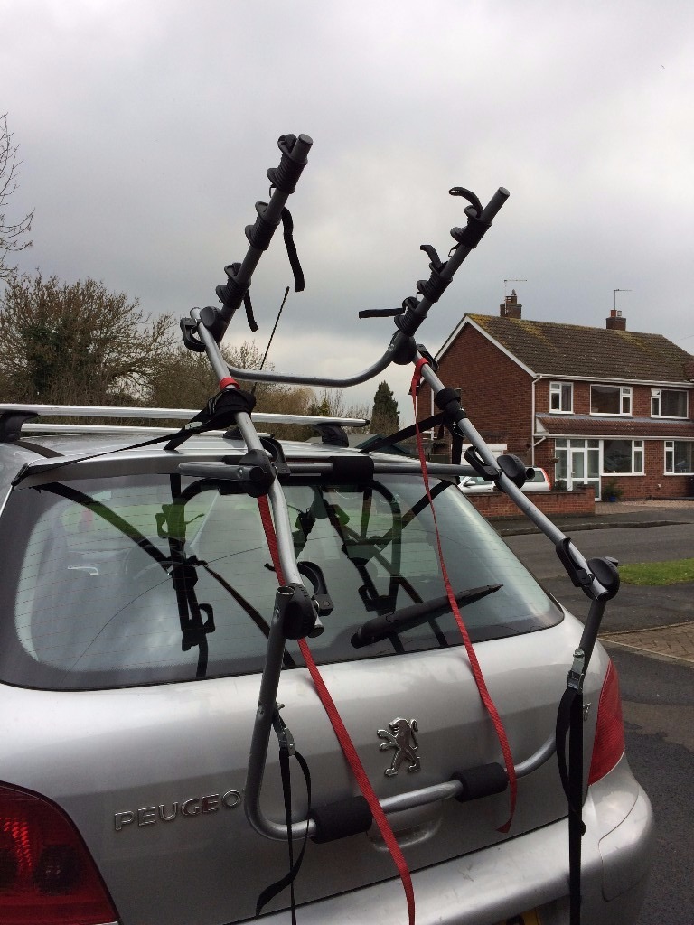 High Mount Car Bike Rack Halfords x 3 Bikes in Syston