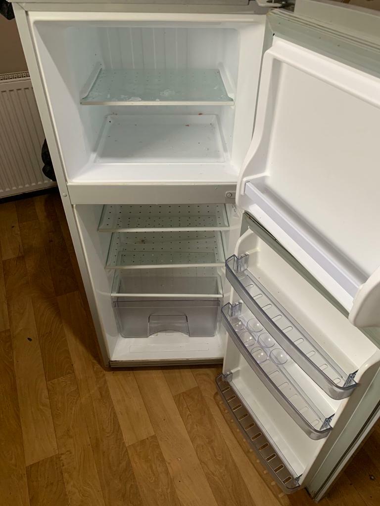 free proline fridge freezer in Dundee Gumtree