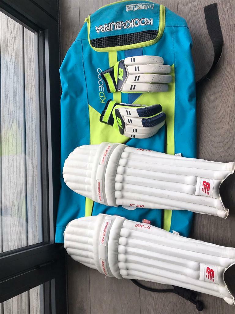 Cricket equipment in Chadderton, Manchester Gumtree