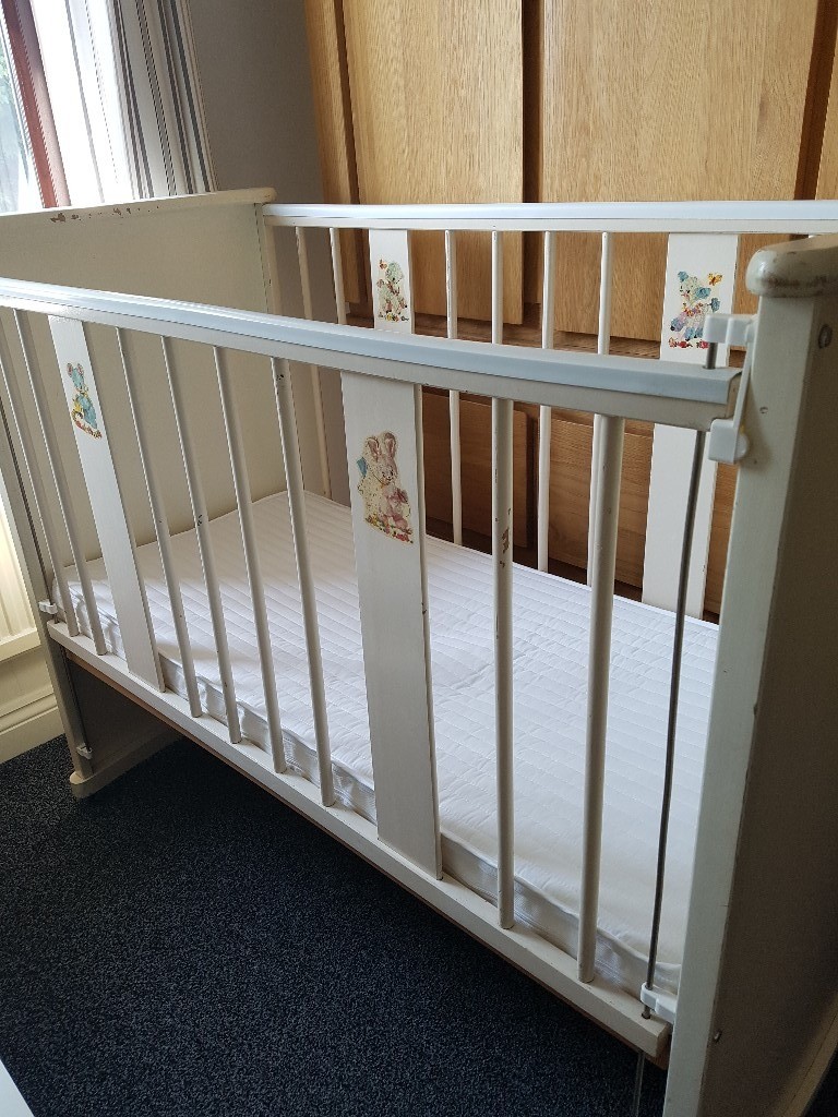 Vintage drop side Cot in good condition including mattress (used