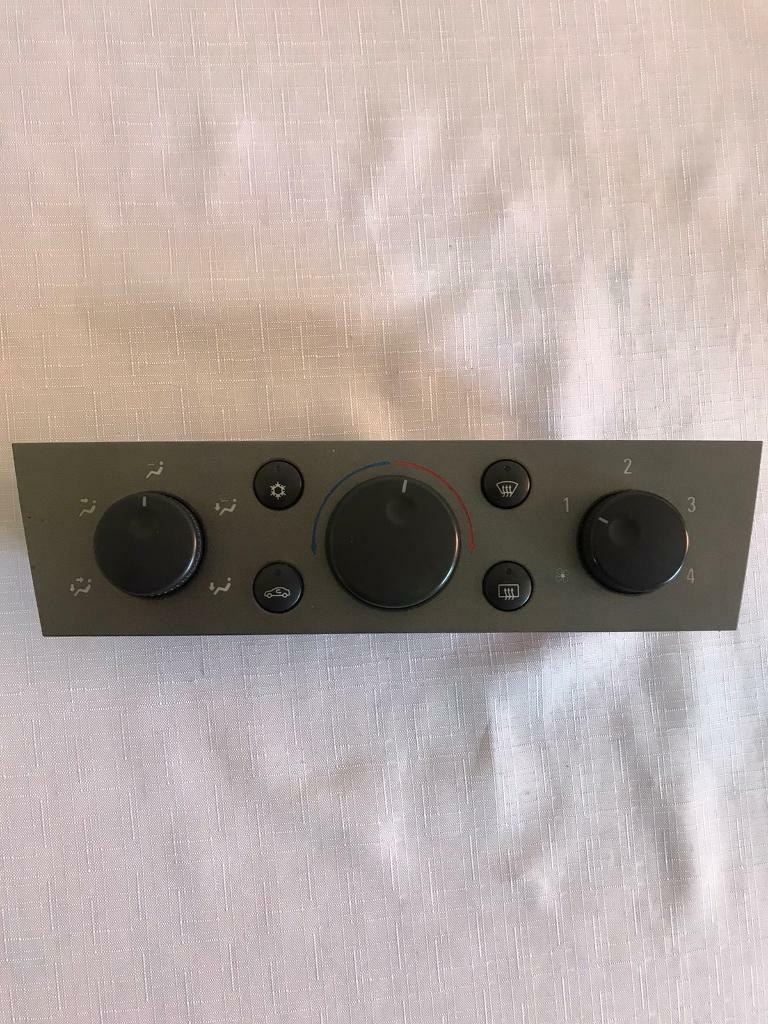Vauxhall vectra c heater control panel 13138190 s2 f26 in Penarth