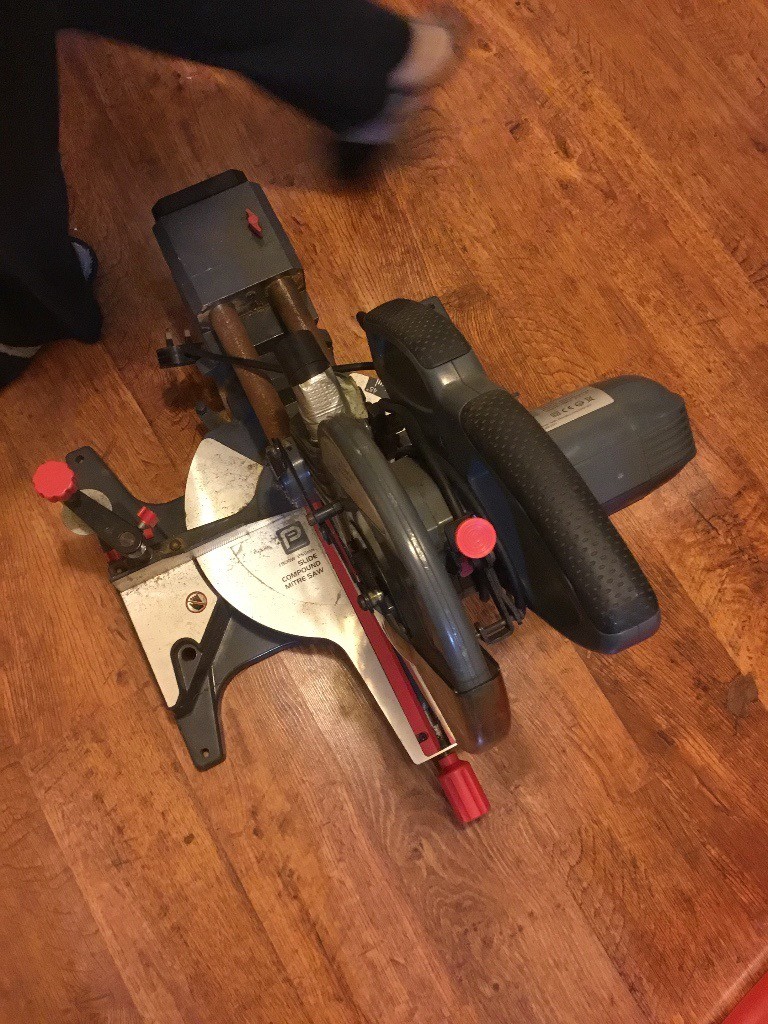 'Performance' Slide compound mitre saw, 1800w 255mm blade in