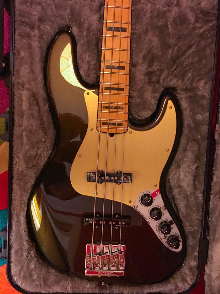 Fender USA Ultra Jazz Bass 2020 Texas Tea. in Saltcoats, North