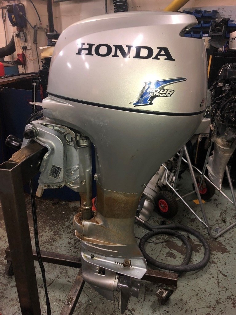 HONDA 20HP Long Shaft 4Stroke Electric Start Outboard with Remotes & Cables in Soham
