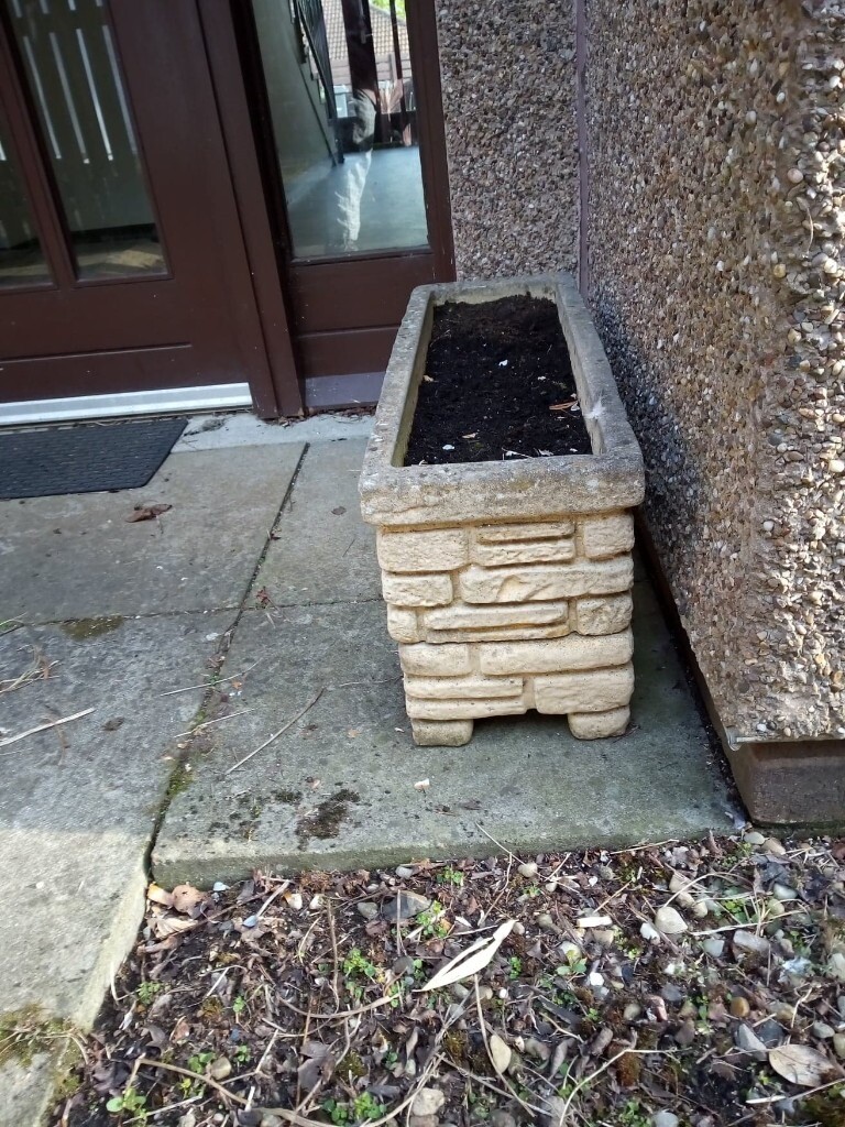 Planters, Pots, Compost, Bin. | in Kirkliston, Edinburgh 
