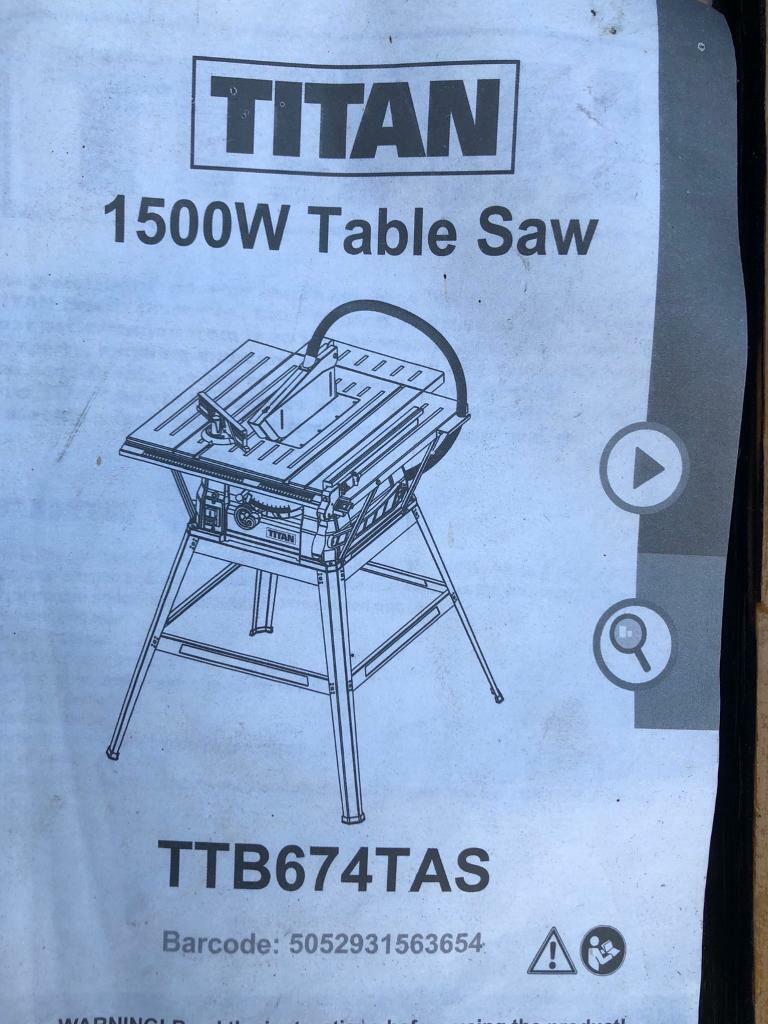 Titan TTB674TAS 254mm Table Saw 1year old hardly used in Armley, West