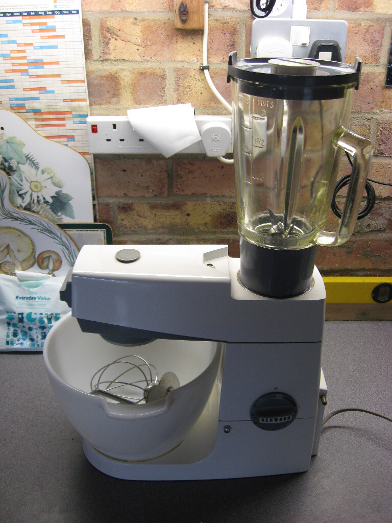 VINTAGE KENWOOD MIXER AND BLENDER/BOWL/COVER/ATTACHMENTS A701A in Shefford, Bedfordshire Gumtree