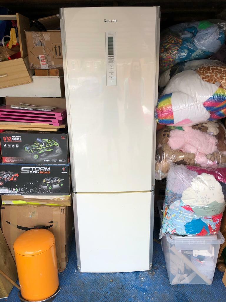 Bargain Panasonic Fridge Freezer, perfectly good, only selling because of house move. in